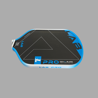 Profil de la raquette de pickleball LabSports Pro montrant sa construction haute performance